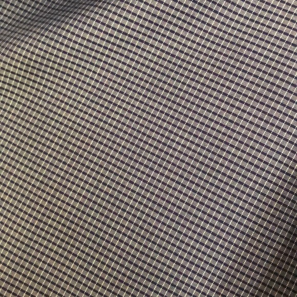 Calvin Klein slim fit non iron men’s dress shirt. - Picture 3 of 3